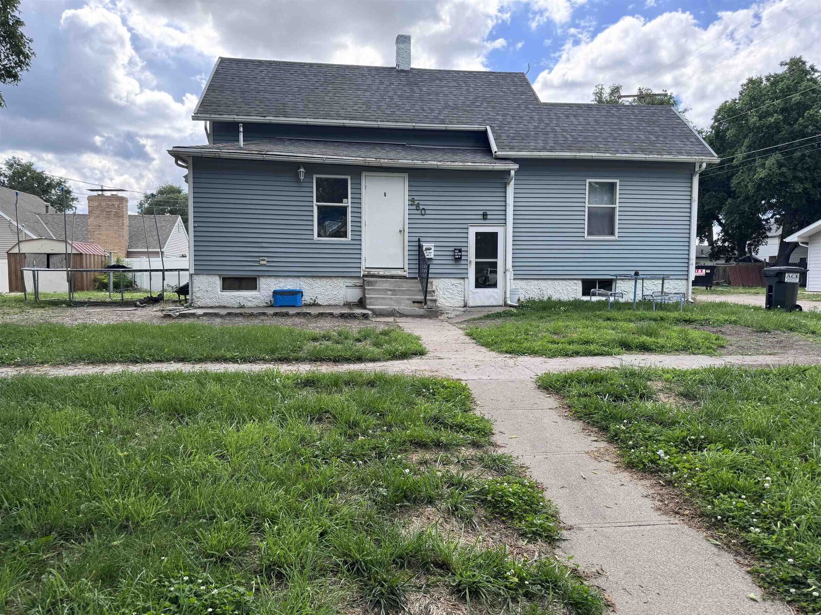 Property Photo:  960 25th Avenue  NE 68601 