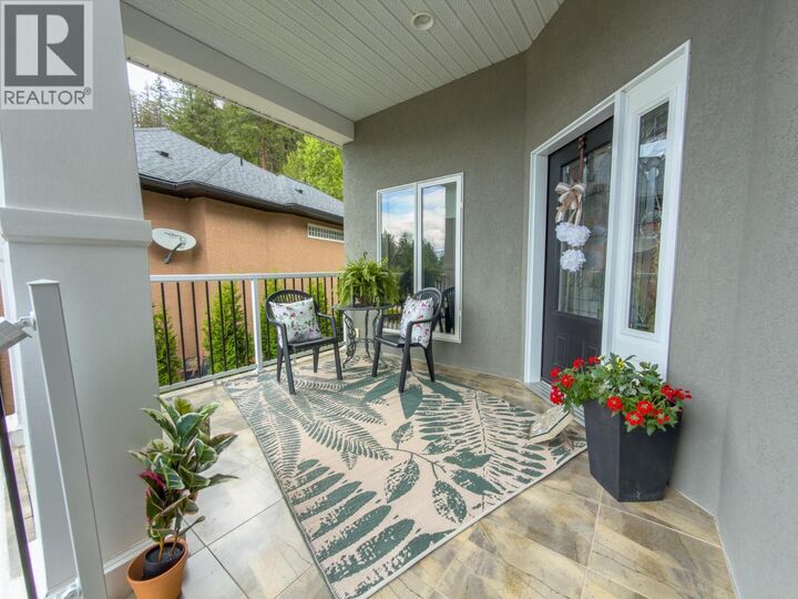 Property Photo:  420 20th Avenue North 17  BC V0B 1G0 