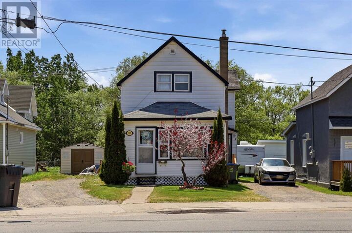 Property Photo: 133 Grosvenor Ave ON P6B 2M2