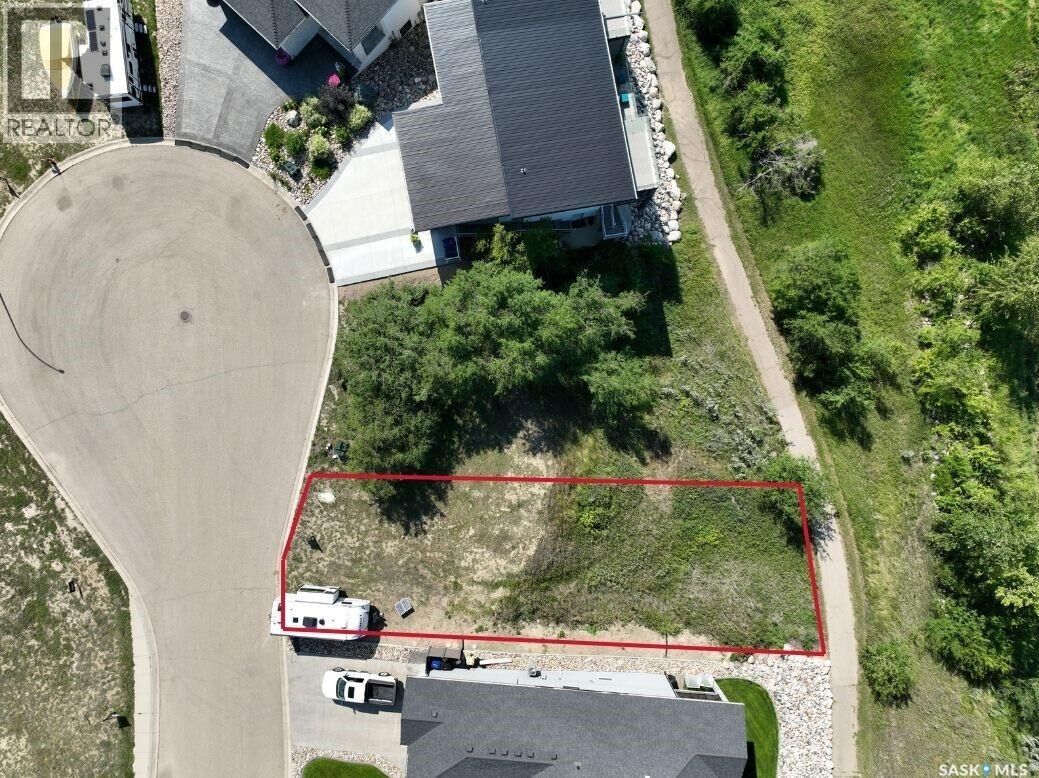 Property Photo:  13 Copper Ridge Way  SK S6H 4R1 