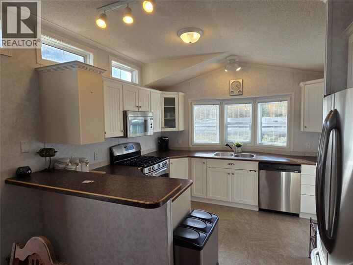 Property Photo:  4354 Highway 3 Other 77  BC V0X 1N1 