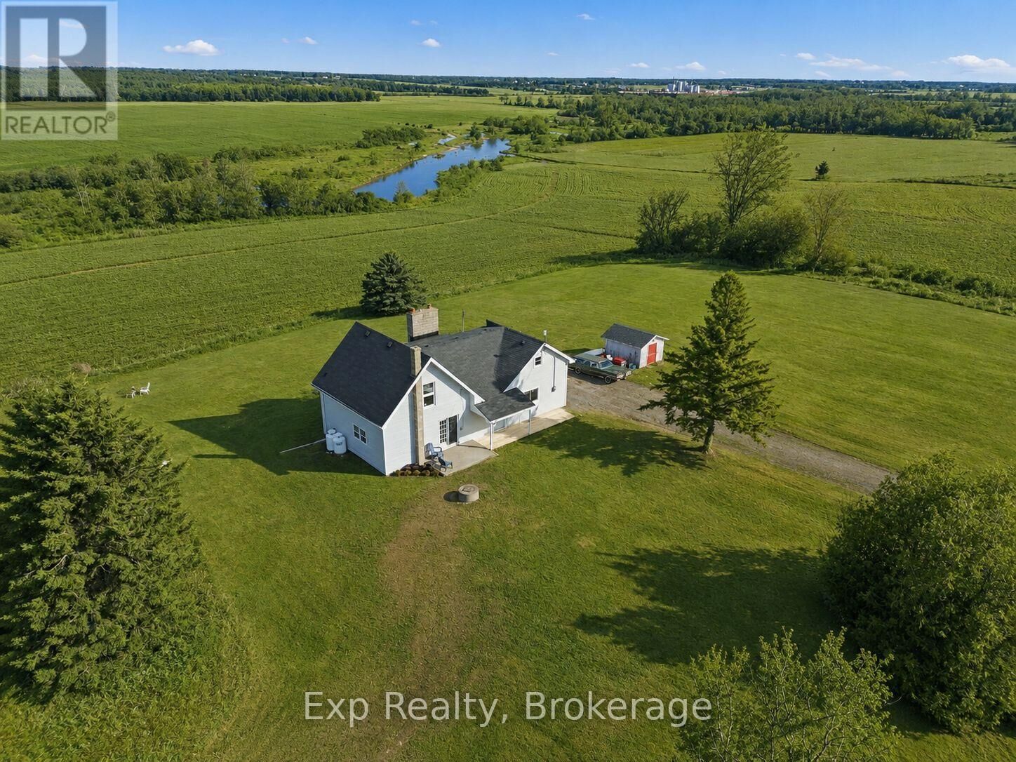 Property Photo: 1449 Bridge Street West ON K7R 3L1