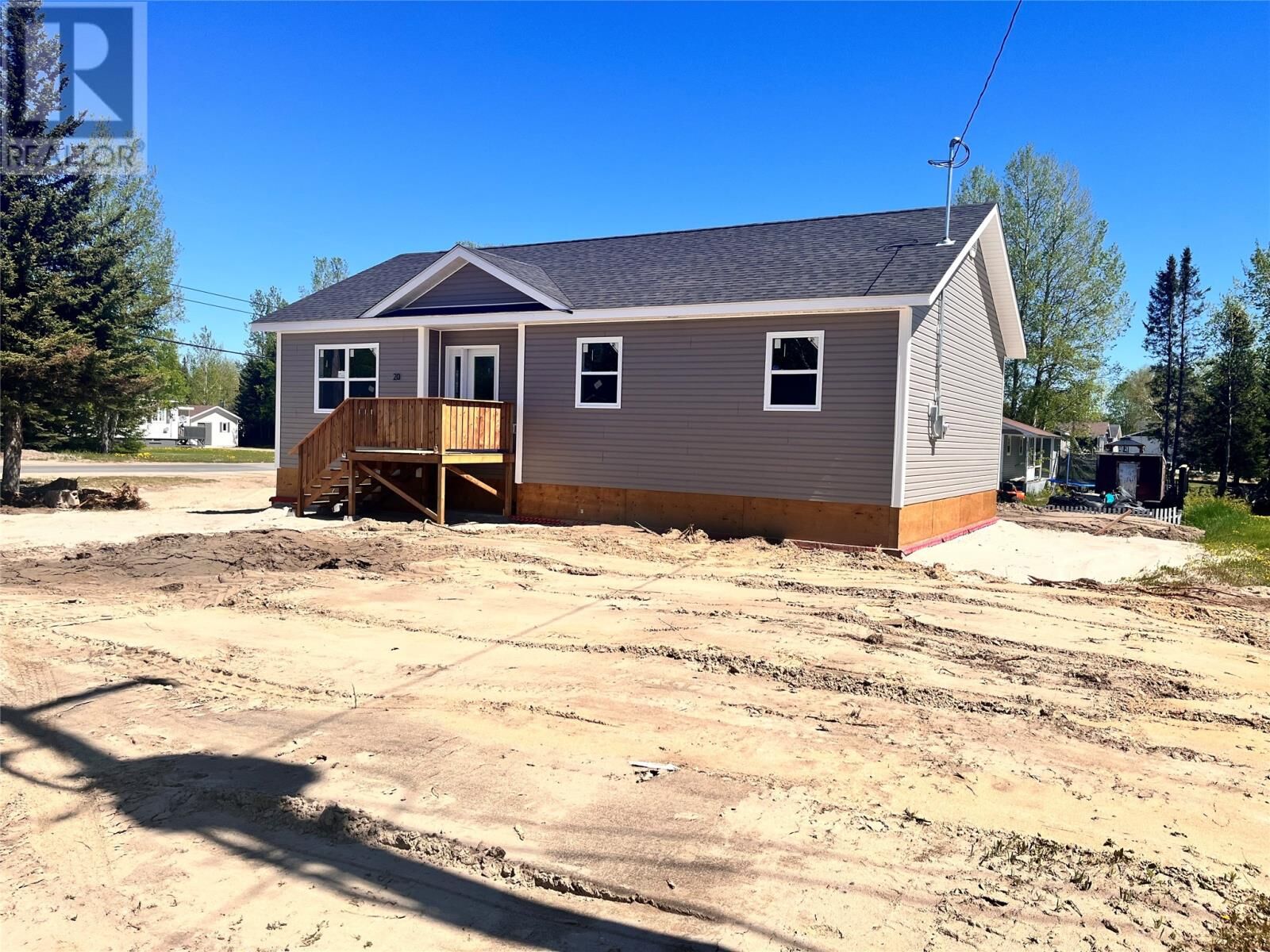 Property Photo:  20 Tenth Street  NL A0P 1E0 