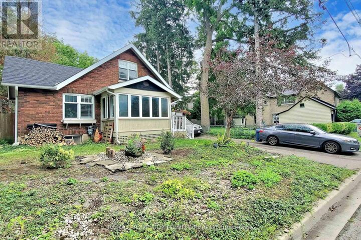 Property Photo:  107 Temperance Street  ON L4G 2R1 