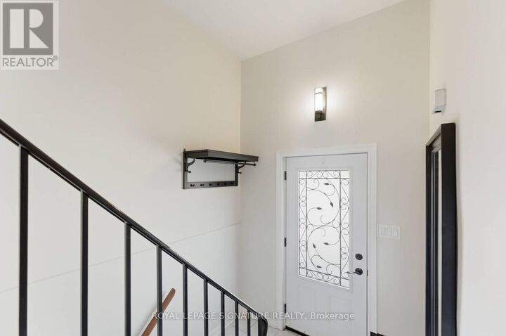 Property Photo:  121 Centennial Road 42  ON M1C 1Z7 