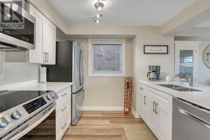 Property Photo:  25 Bibby Court  ON L4N 8T4 