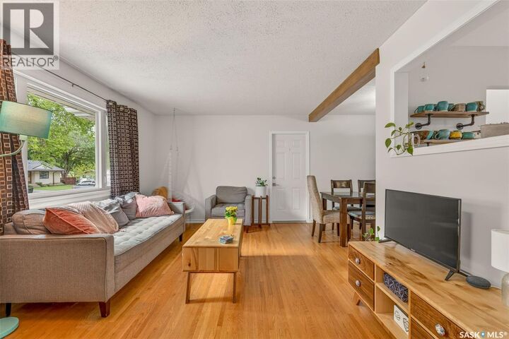 Property Photo:  2326 McDonald Avenue  SK S6V 2V6 