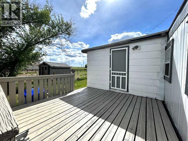 Property Photo:  441 2 Street  AB T0J 2N0 