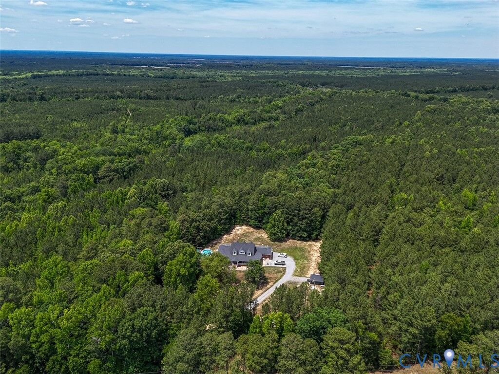 Property Photo:  9013 Southampton Pkwy  VA 23844 