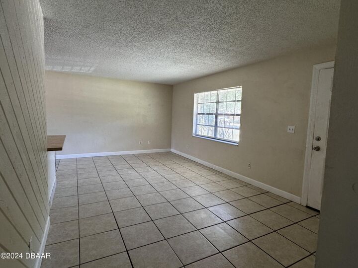 Property Photo:  319 Cavanah Drive A  FL 32117 