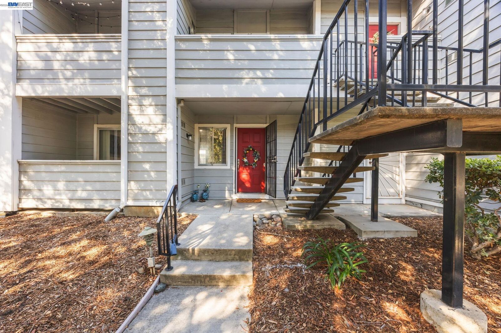 Property Photo:  29627 Desert Oak Ct Unit #26  CA 94544 