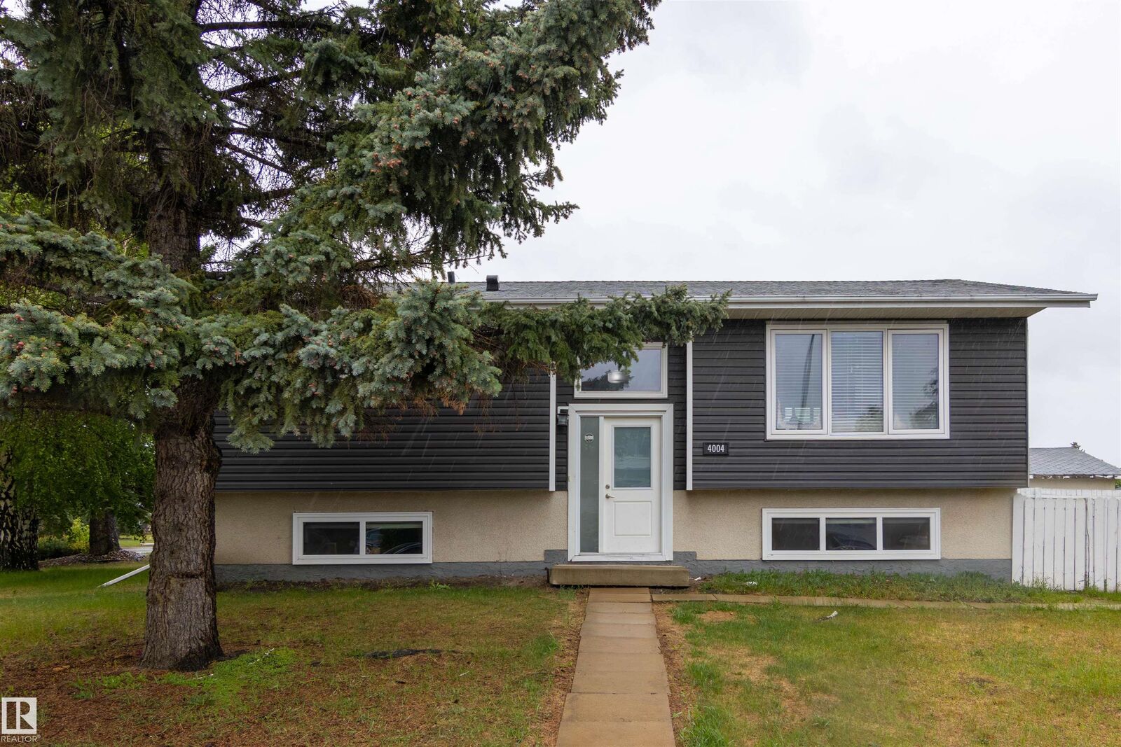 Property Photo: 4004 88 Street NW AB T6K 1T7