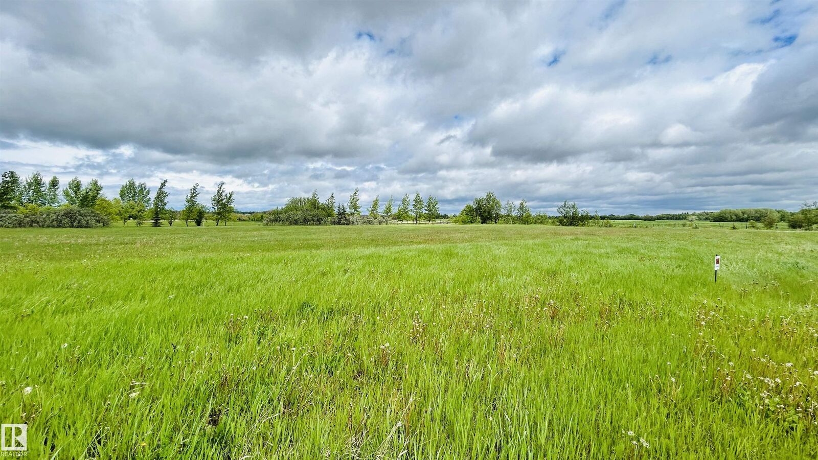 Property Photo:  61424 Rg Rd 455  AB T9N 2G7 