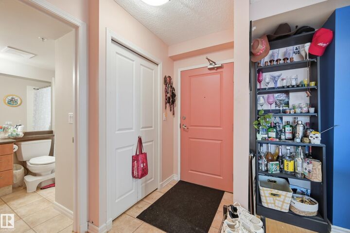 Property Photo:  10303 105 Street NW 402  AB T5Y 5G3 
