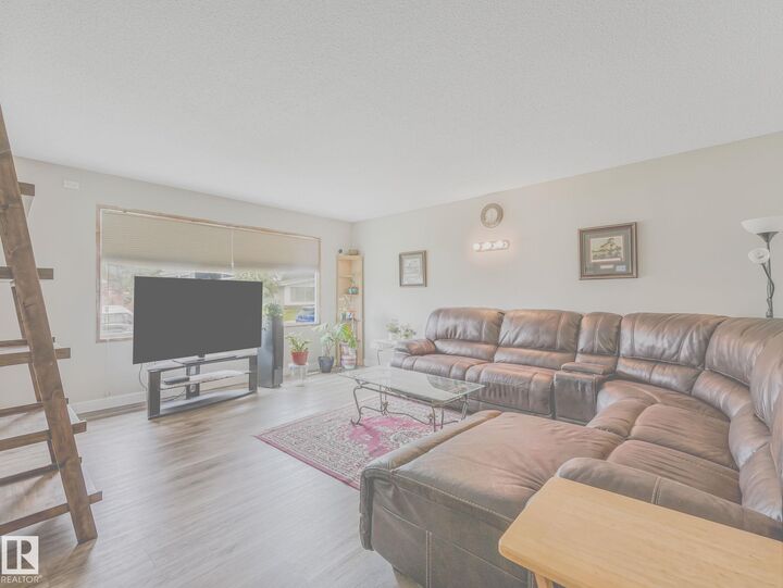Property Photo: 13807 92 Street NW AB T5E 3S1