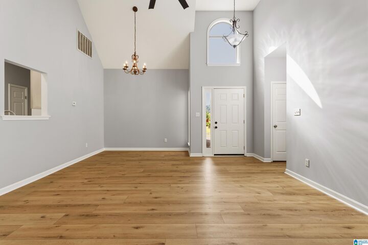 Property Photo:  5912 Forest Lakes Cove  AL 35147 