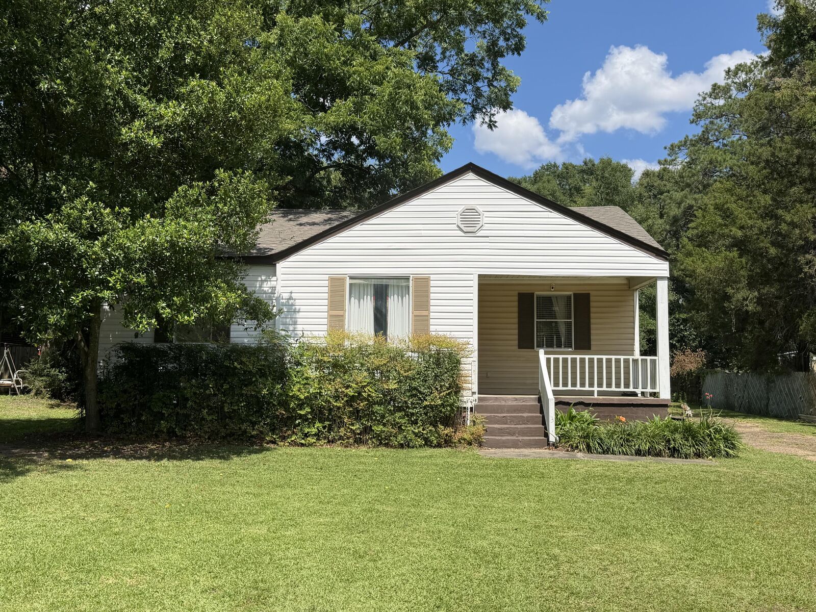 Property Photo:  403 Old Richton Rd.  MS 39465 