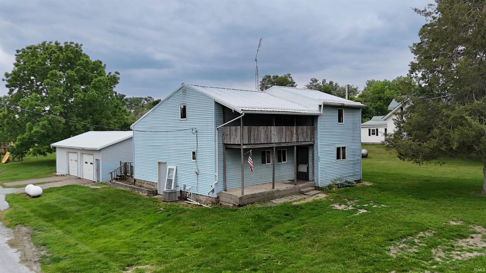 Property Photo: 8595 E Metz IN 46703