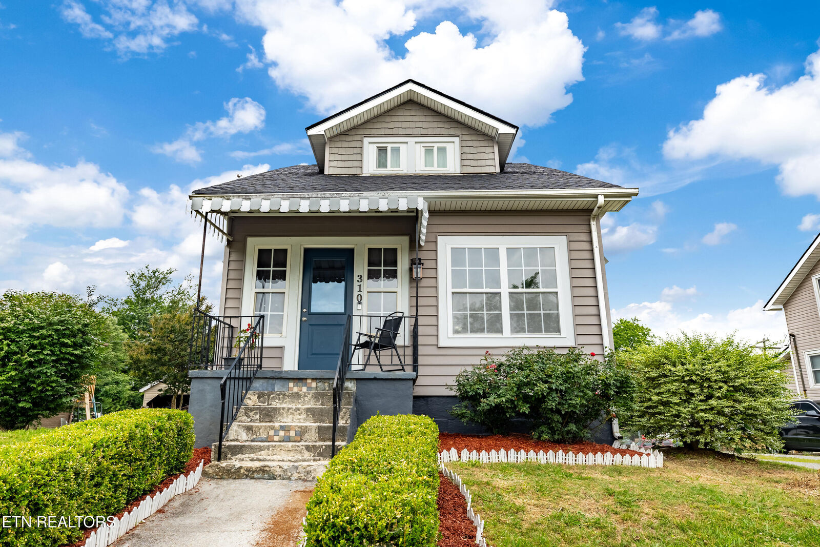 Property Photo:  310 W Lincoln Rd  TN 37701 