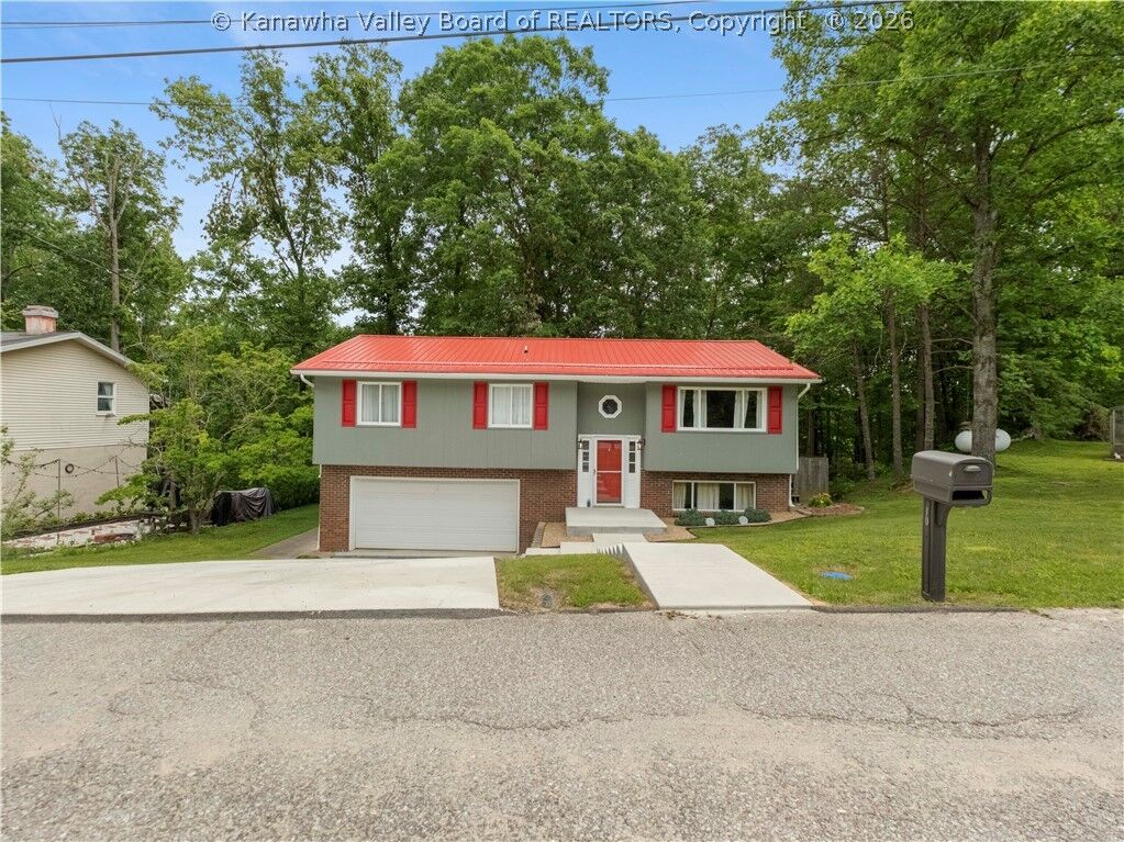Property Photo: 10 Barberry Lane WV 25045