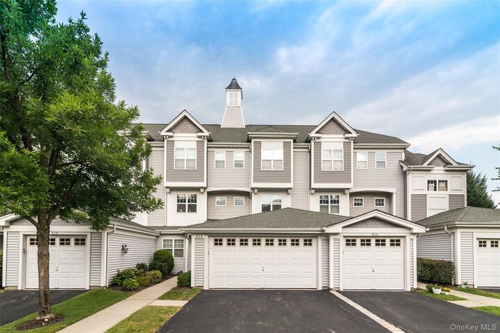Property Photo:  323 Waterside Close  NY 10566 