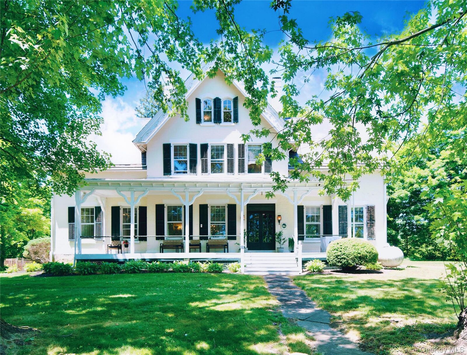 Property Photo:  1 Oakland Avenue  NY 10918 