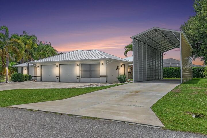 Property Photo:  23531 Dunstan Avenue  FL 33954 