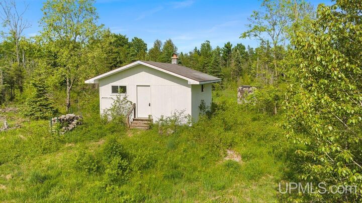 Property Photo:  8789 38th Road  MI 49878 