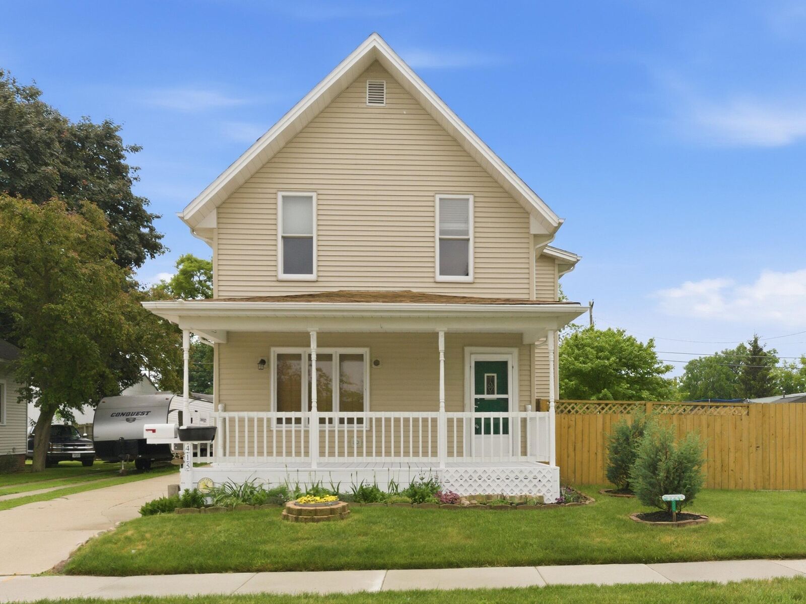 Property Photo: 415 Adams St WI 53085