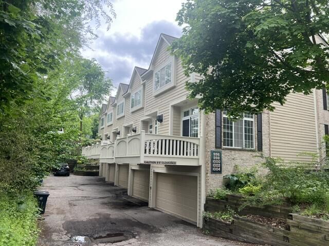 Property Photo:  998 Catherine Street  MI 48104 