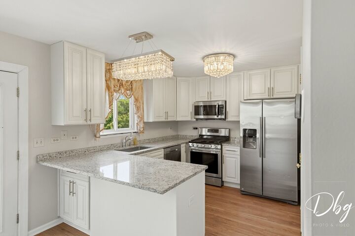 Property Photo:  2243 N Orchard Lane  IL 60073 