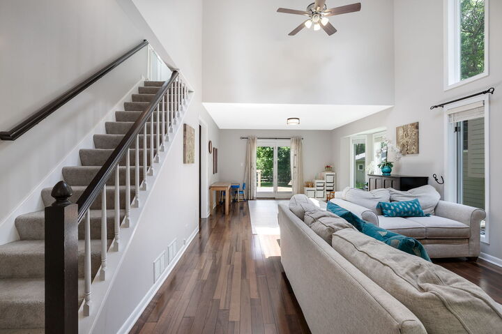 Property Photo: 66 N Lake Avenue IL 60030