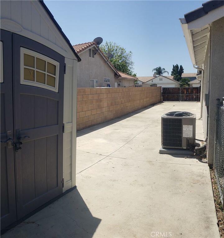 Property Photo:  3080 Hampton Avenue  CA 92545 