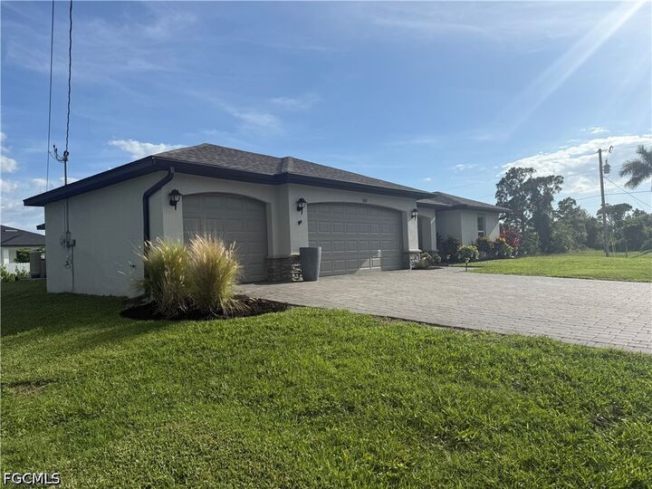 Property Photo: 3620 NW 42nd Terrace FL 33993