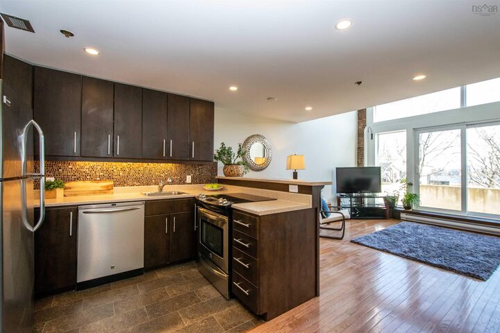 Property Photo:  10 2128 Brunswick Street  NS B3K 2Y8 