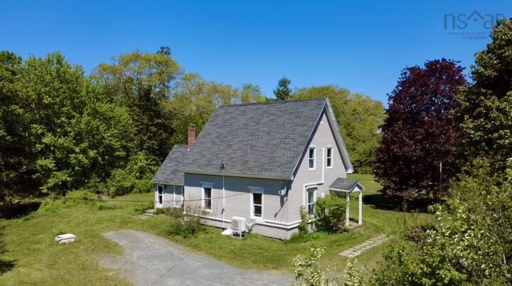 25 Dawson Lane — photo 1