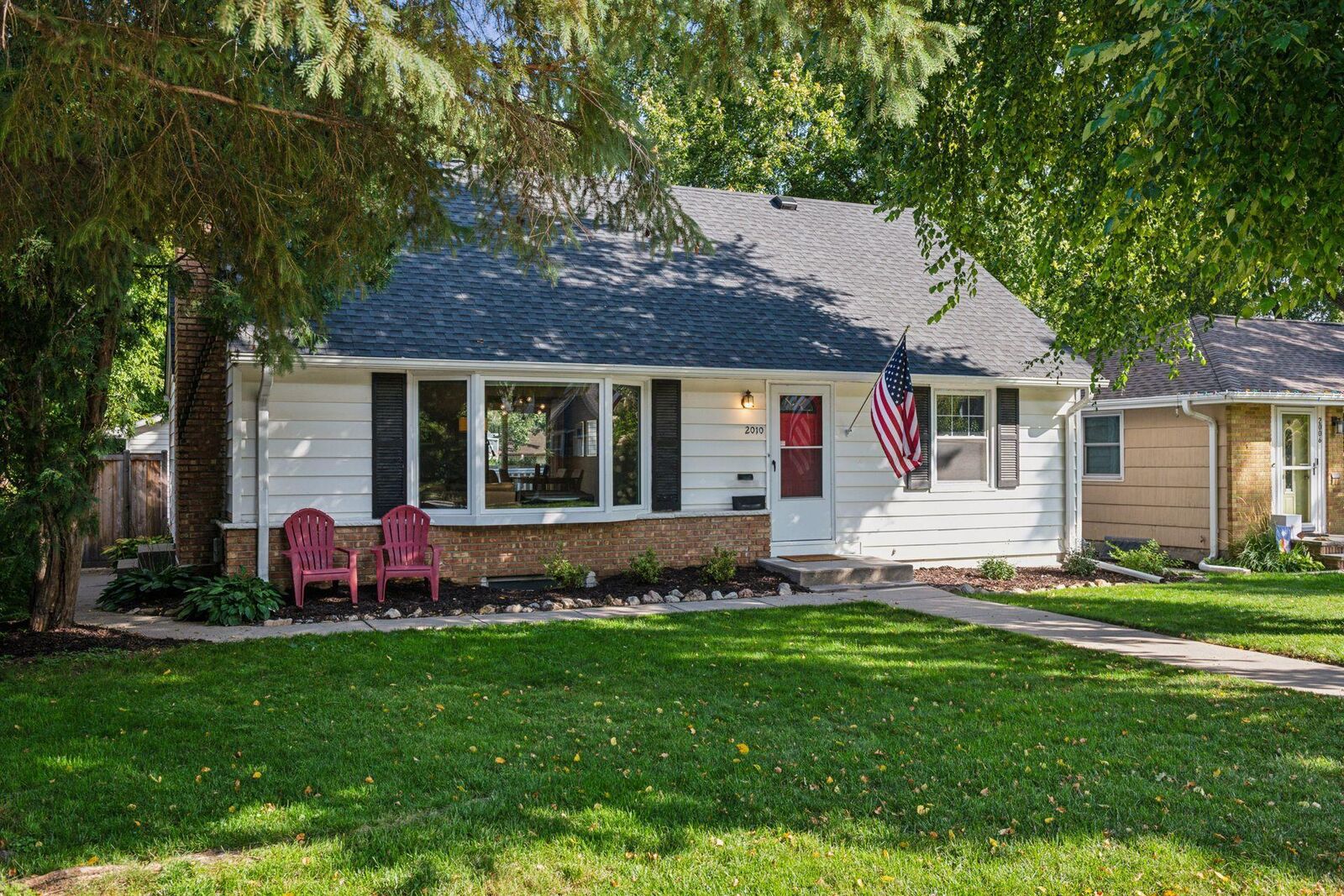 Property Photo:  2010 W 54th Street  MN 55419 