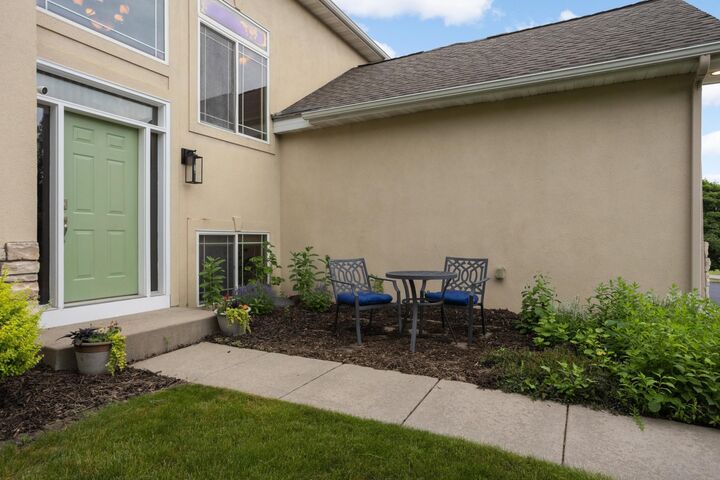 Property Photo:  16098 Kennard Court  MN 55044 