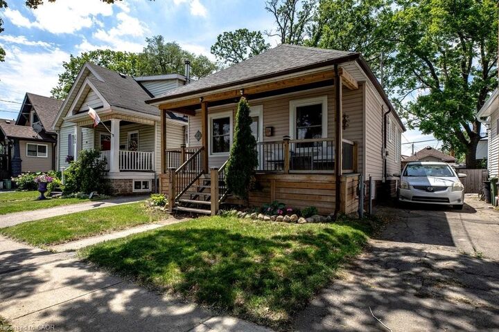 Property Photo: 151 Tragina Avenue N ON L8H 5C7