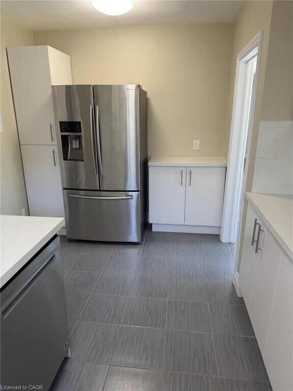 Property Photo: 377 Martin Street Upper ON L9T 2R6