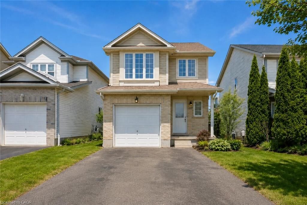 Property Photo:  159 Henhoeffer Crescent  ON N2E 4H2 