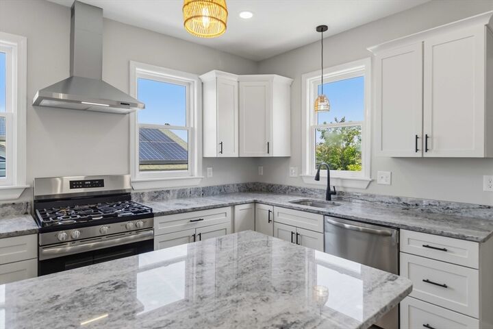 Property Photo:  72 South Ave  MA 02151 
