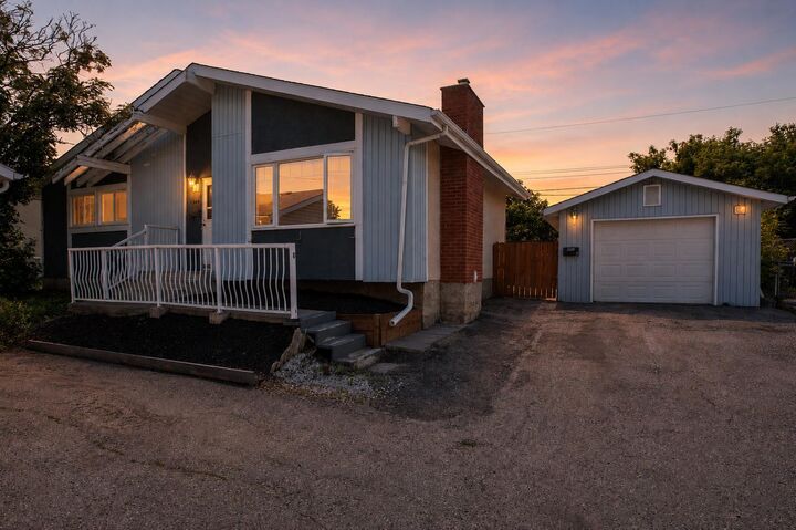 309 Olympia Drive SE — photo 1