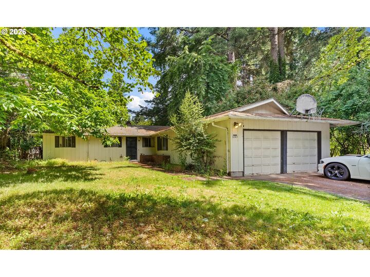 Property Photo: 6385 McEwan Rd OR 97035