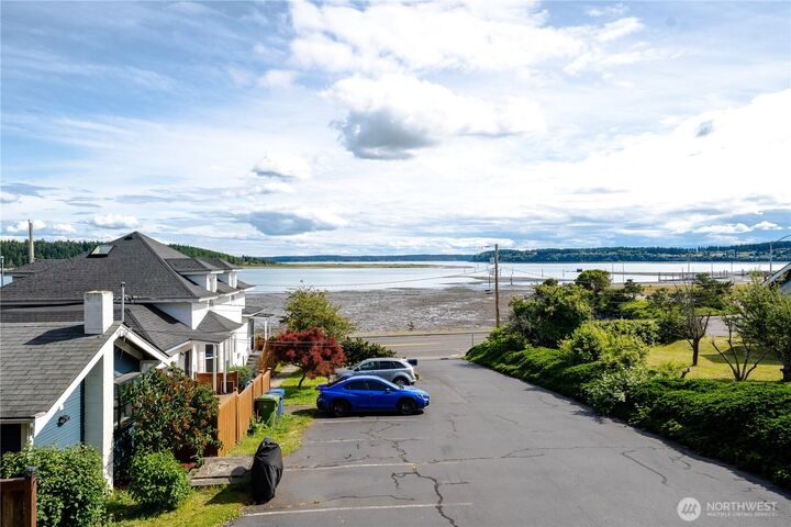 Property Photo: 1199 9th Avenue 204 WA 98277