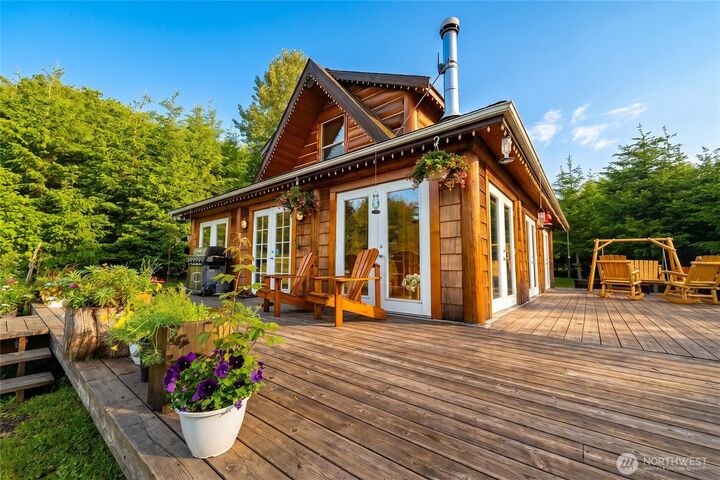Property Photo:  7603  Wheeler Road  WA 98266 