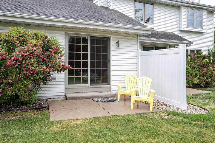 Property Photo:  2420 Noel Court  WI 54904 