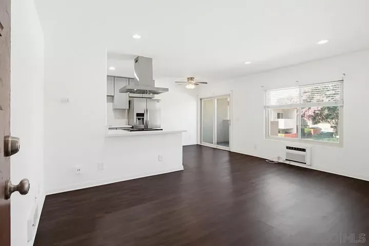 Property Photo: 9598 Carroll Canyon 266 CA 92126