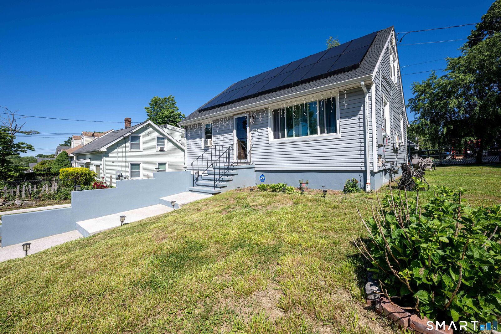 Property Photo: 150 Moffitt Street CT 06610
