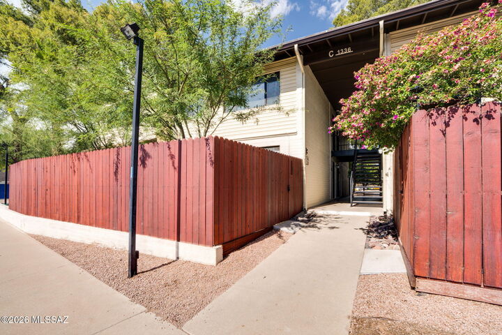 Property Photo:  1336 S Avenida Polar C-107  AZ 85710 